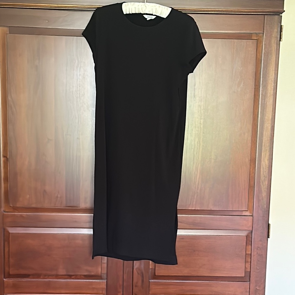 Splendid Black Sheath Midi Dress Crew Neck